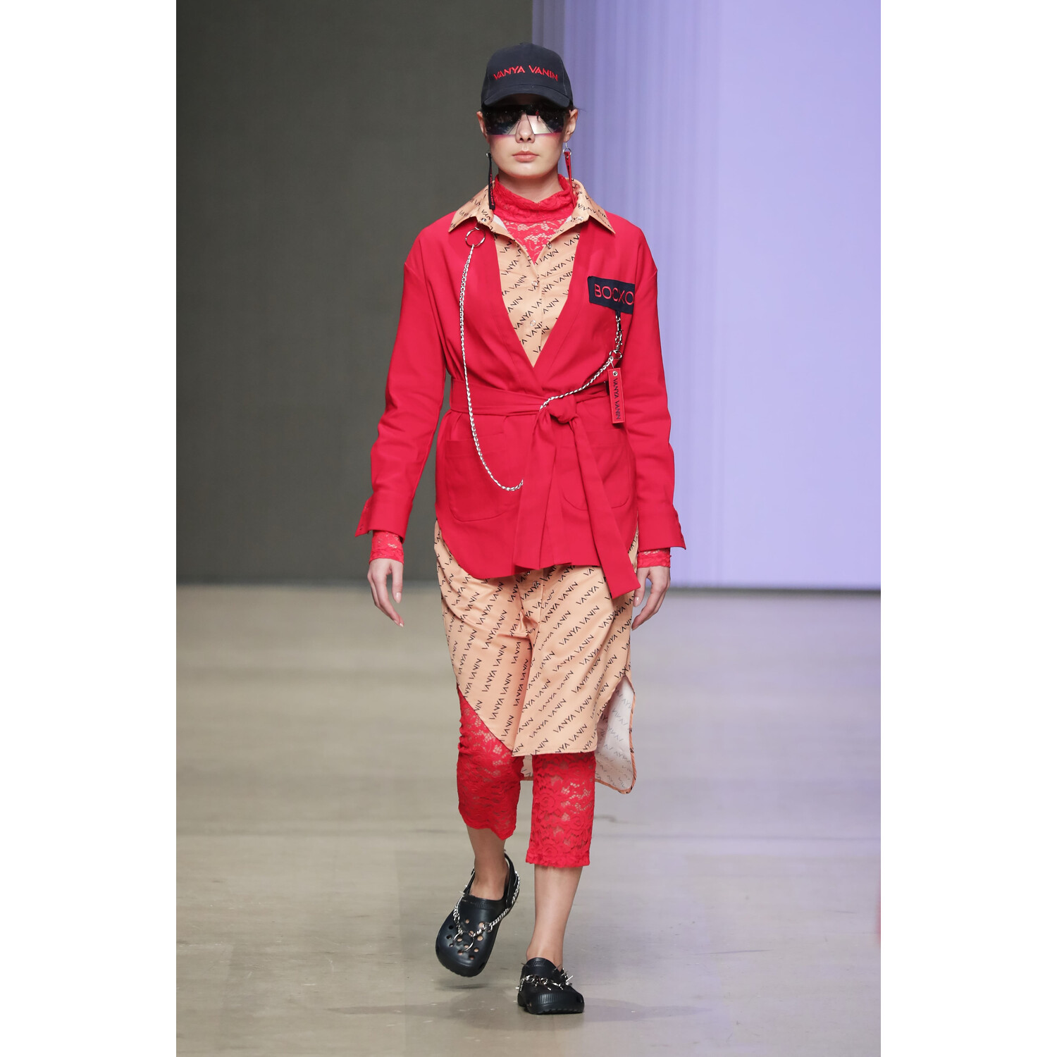 Фото Vanya Vanin Spring 2019 Ready-to-Wear / Ваня Ванин весна-лето 2019 / Неделя моды: Москва
